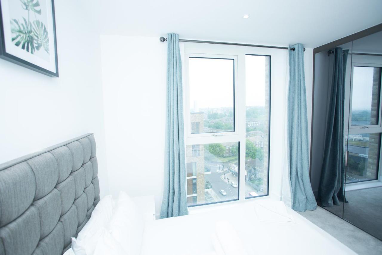 High View Two Bedroom Apartment In Woolwich London Bagian luar foto