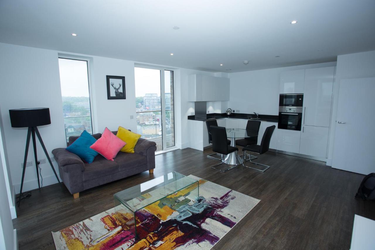 High View Two Bedroom Apartment In Woolwich London Bagian luar foto