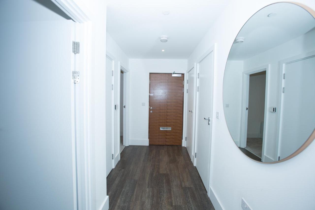 High View Two Bedroom Apartment In Woolwich London Bagian luar foto
