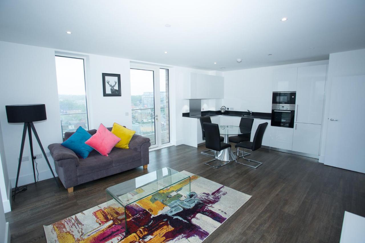 High View Two Bedroom Apartment In Woolwich London Bagian luar foto